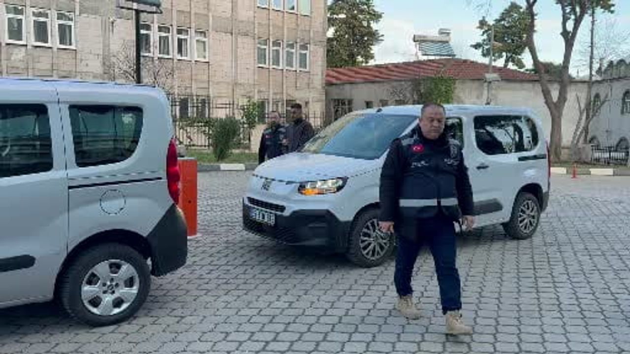 Samsun'da kavgayı ayıran akrabasını tüfekle yaralayan şüpheli adliyeye sevk edildi