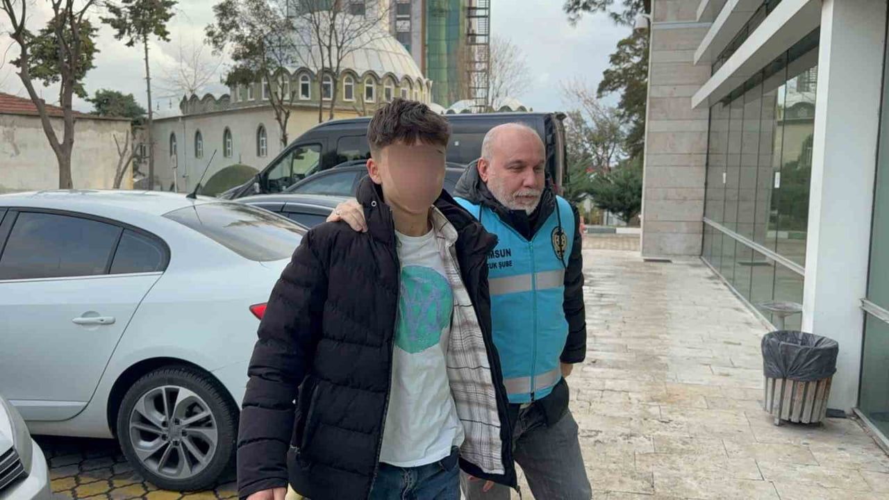 Samsun'da pastanede bıçaklı saldırı: 2 yaralı, şüpheliler adliyeye sevk edildi