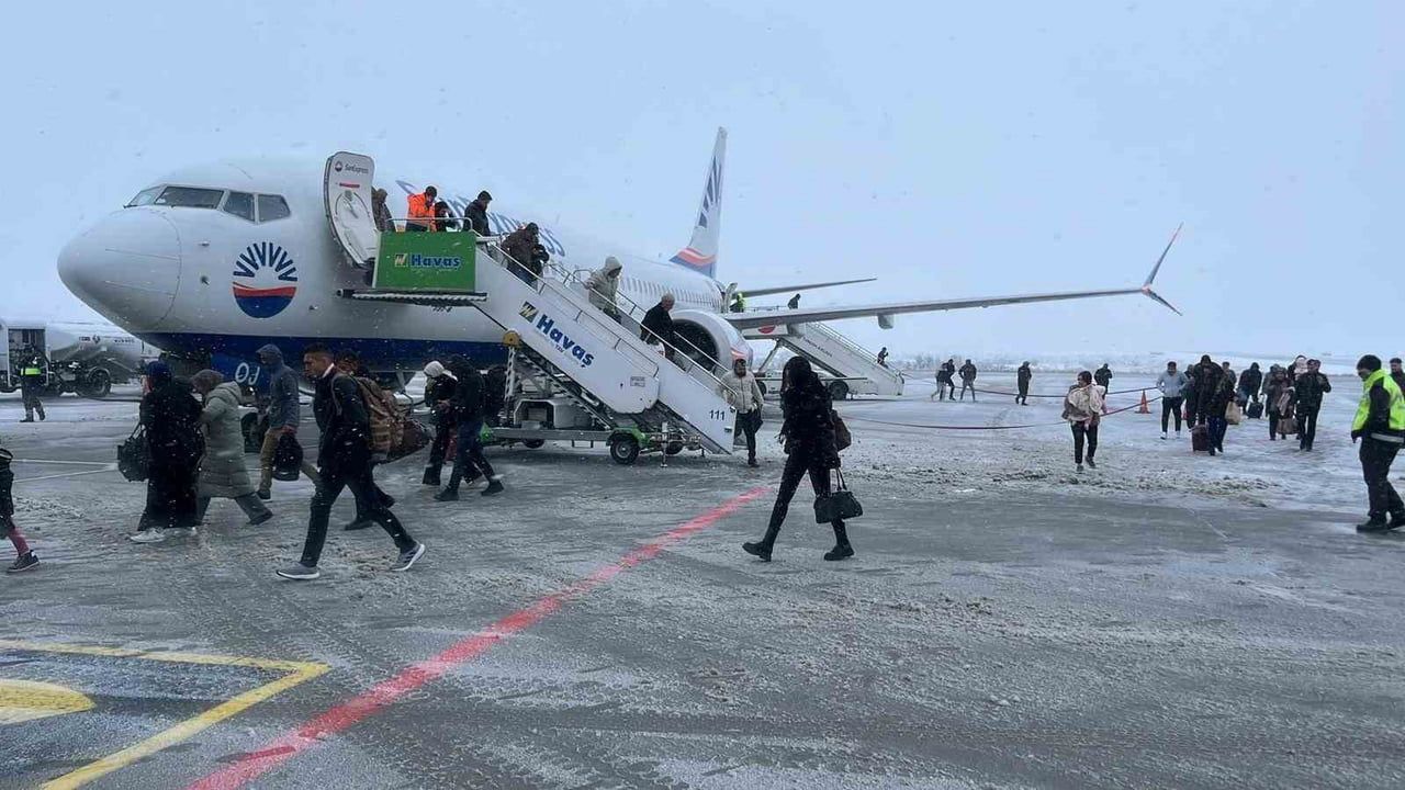 Şanlıurfa GAP Havalimanı 2025 Yılı Trafiği: 1 milyon 60 bin 905 yolcu