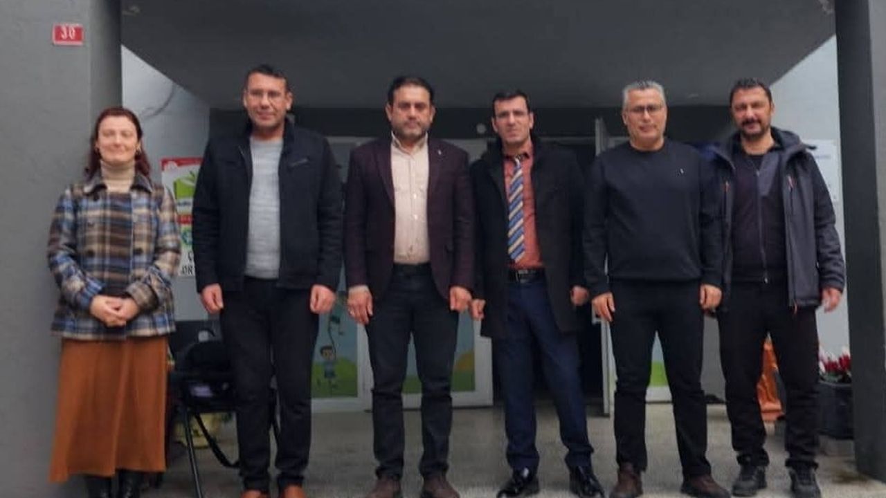 Sarıgöl İlçe Milli Eğitim Müdürü Çanakçı Ortaokulu'nu Ziyaret Etti