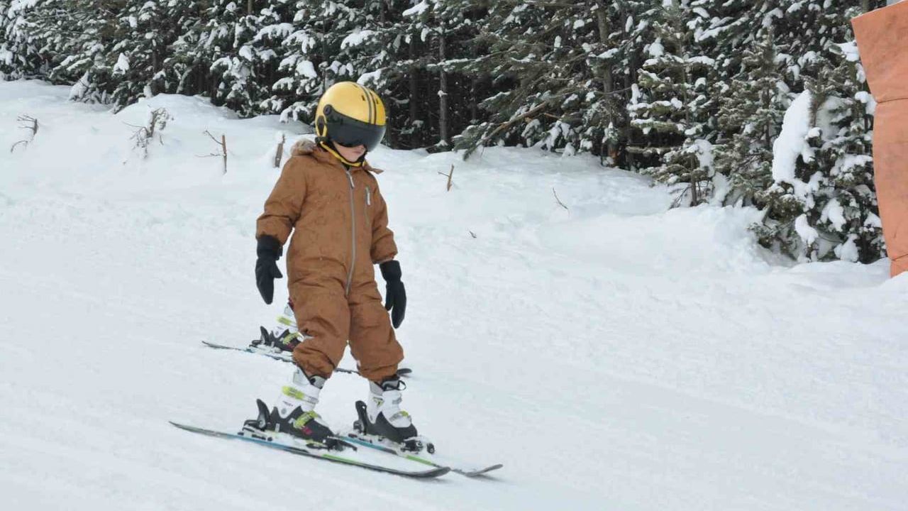 Sarıkamış Kayak Merkezi kristal karıyla 81 ilden ziyaretçi çekiyor