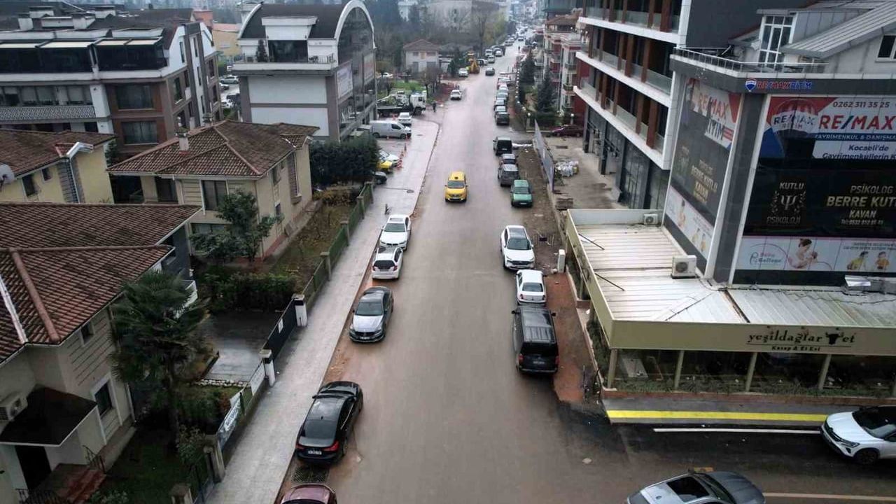 Şehit Ergün Köncü Caddesi modern ve güvenli bir görünüme kavuşturuluyor