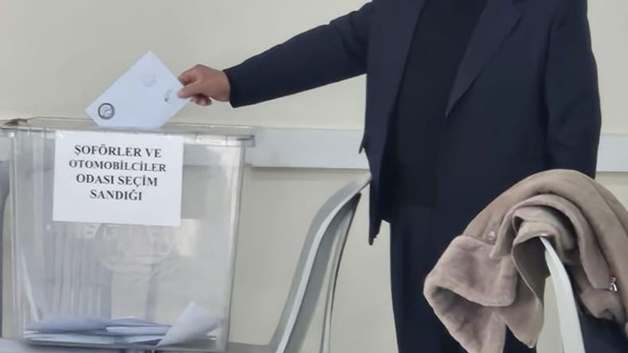 Selendi Şoförler ve Otomobilciler Odası’nda Şükrü Filik yeniden başkan