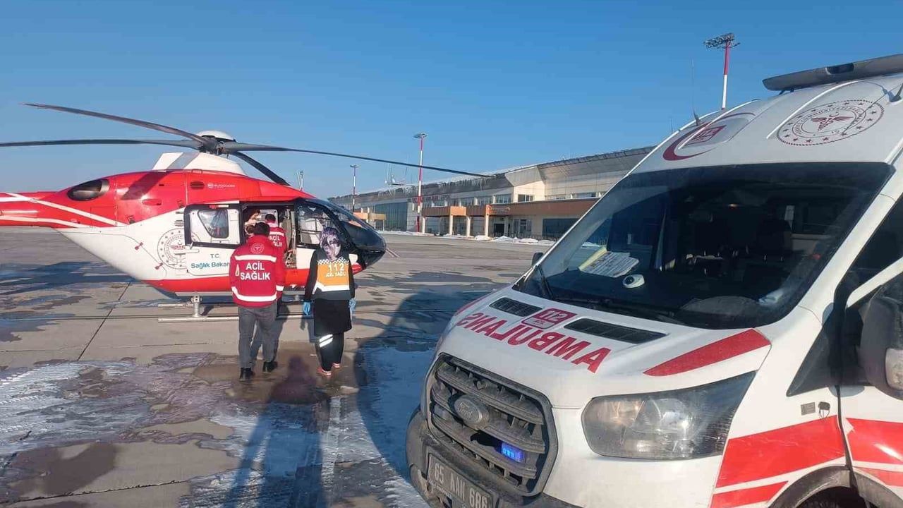 Şemdinli’de 9 Aylık Bebek Helikopter Ambulansla Van’a Sevk Edildi