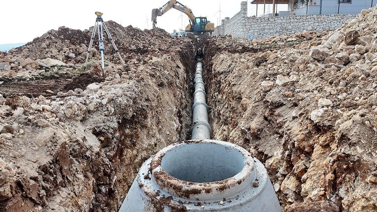 Şenköy Mahallesi'nde 2.160 metre kanalizasyon hattı inşa ediliyor