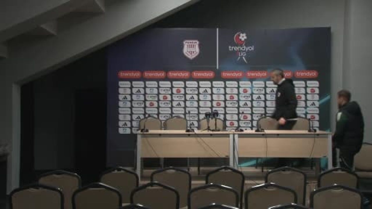 Serkan Özbalta: "İkinci yarı kendimize çekidüzen verip, iyi oyun gösterdik"