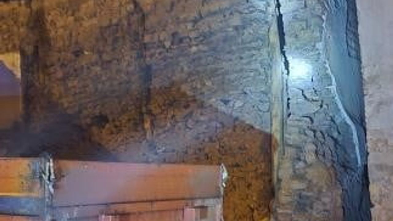 Sındırgı merkezli 5.1 büyüklüğündeki deprem Bursa ve Balıkesir'de hissedildi