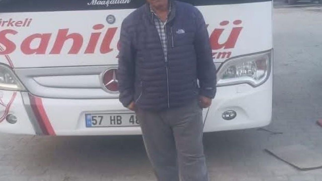 Sinop'ta Türkeli-Ayancık yolunda feci çarpışma: 2 ölü, 3 yaralı