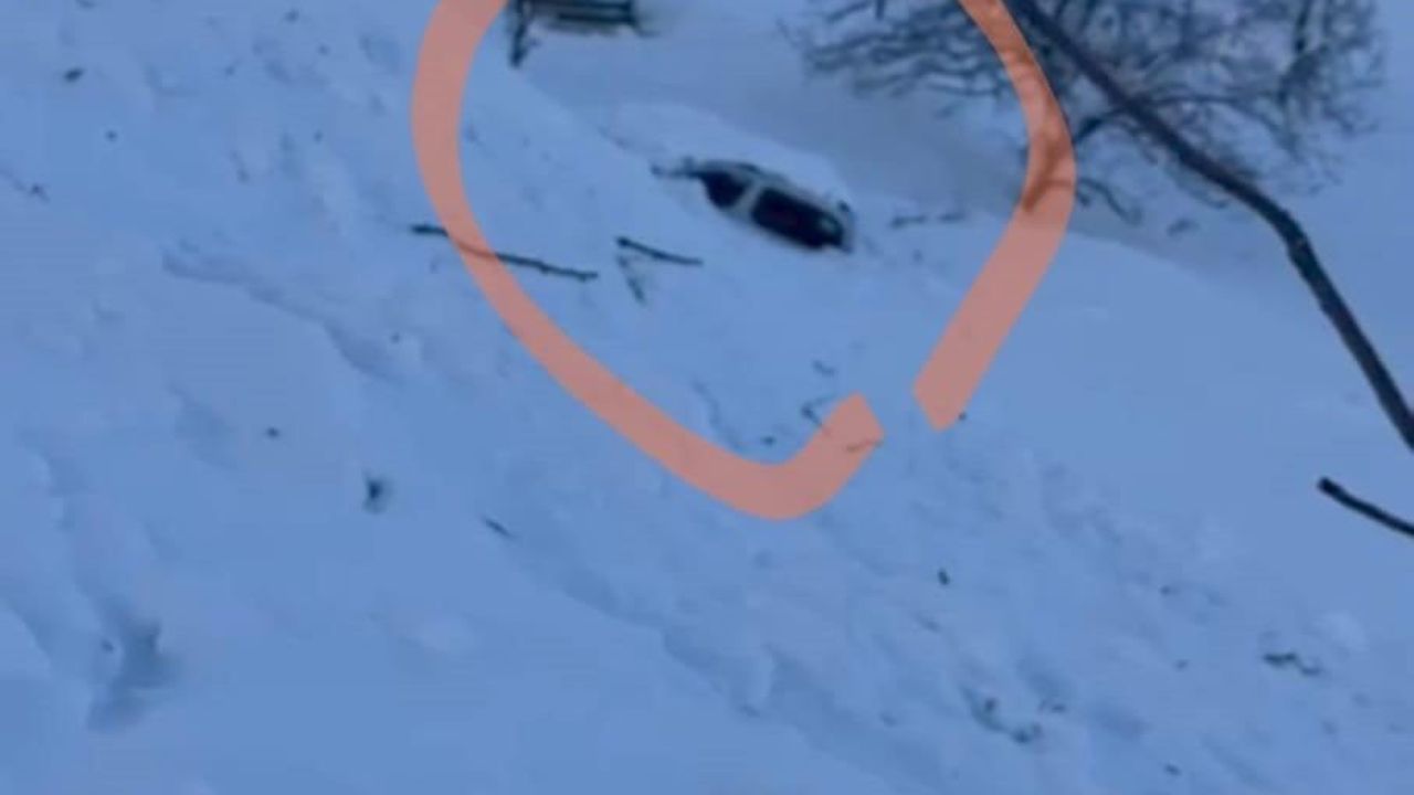 Şırnak'ta Beşağaç'ta çığ: 5 kişilik aile kurtarıldı