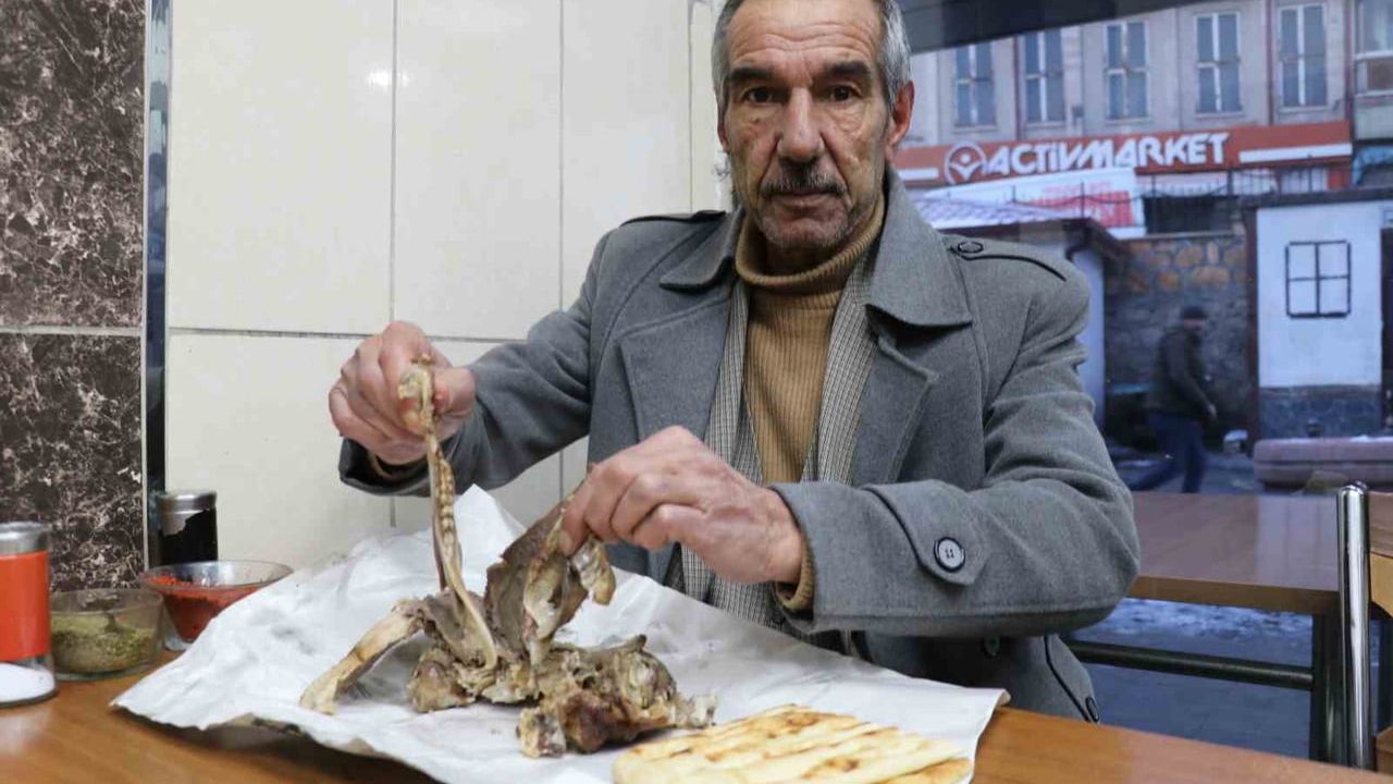Sivas'ın Kış Sofrasının Vazgeçilmezi: Taş Fırında Kelle