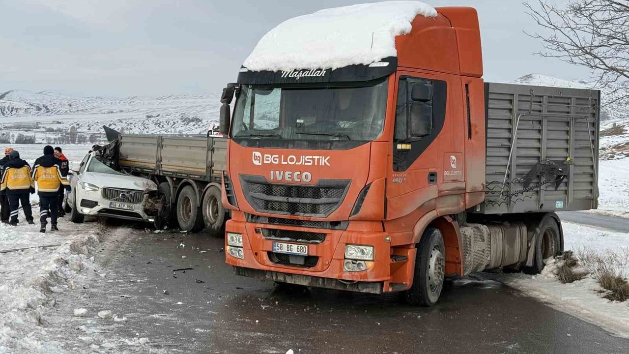 Sivas'ta buzlanma kazası: İş adamı Ahmet Yasak hayatını kaybetti