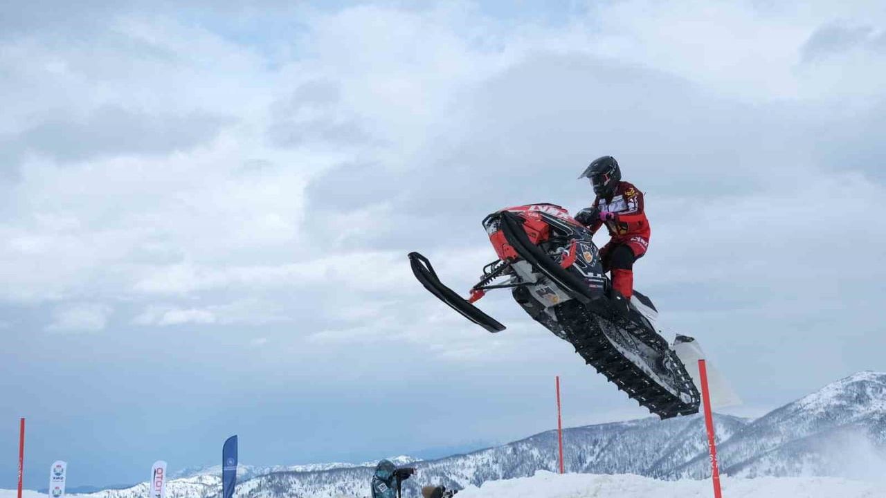 SNX Türkiye Dünya Kar Motosikleti Şampiyonası Handüzü'nde: İlk Gün Sıralama Tamamlandı