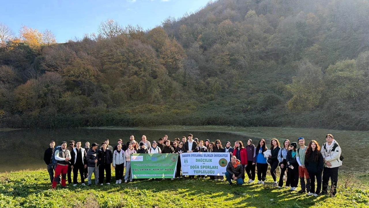 SUBÜ öğrencileri Kırcaali Yaylası’nda doğa yürüyüşü ve çevre temizliği gerçekleştirdi