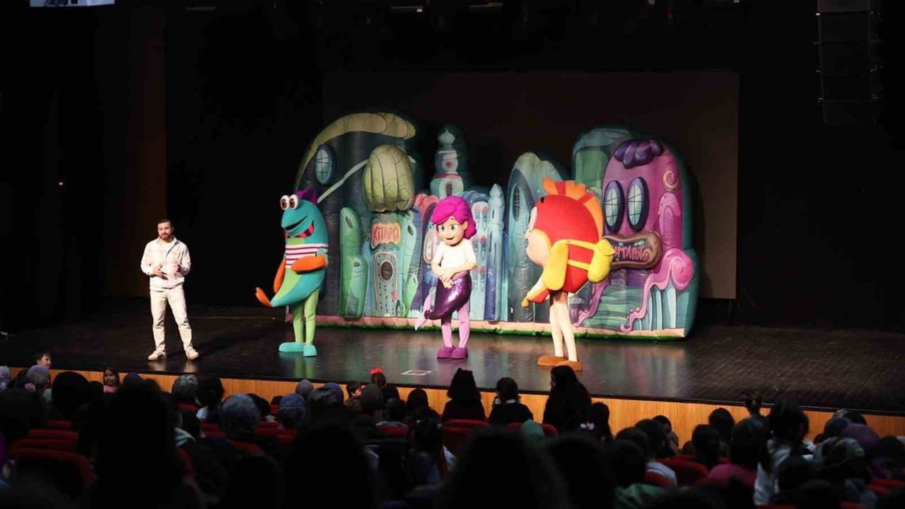 Sultangazi'de yarıyıl şenliği