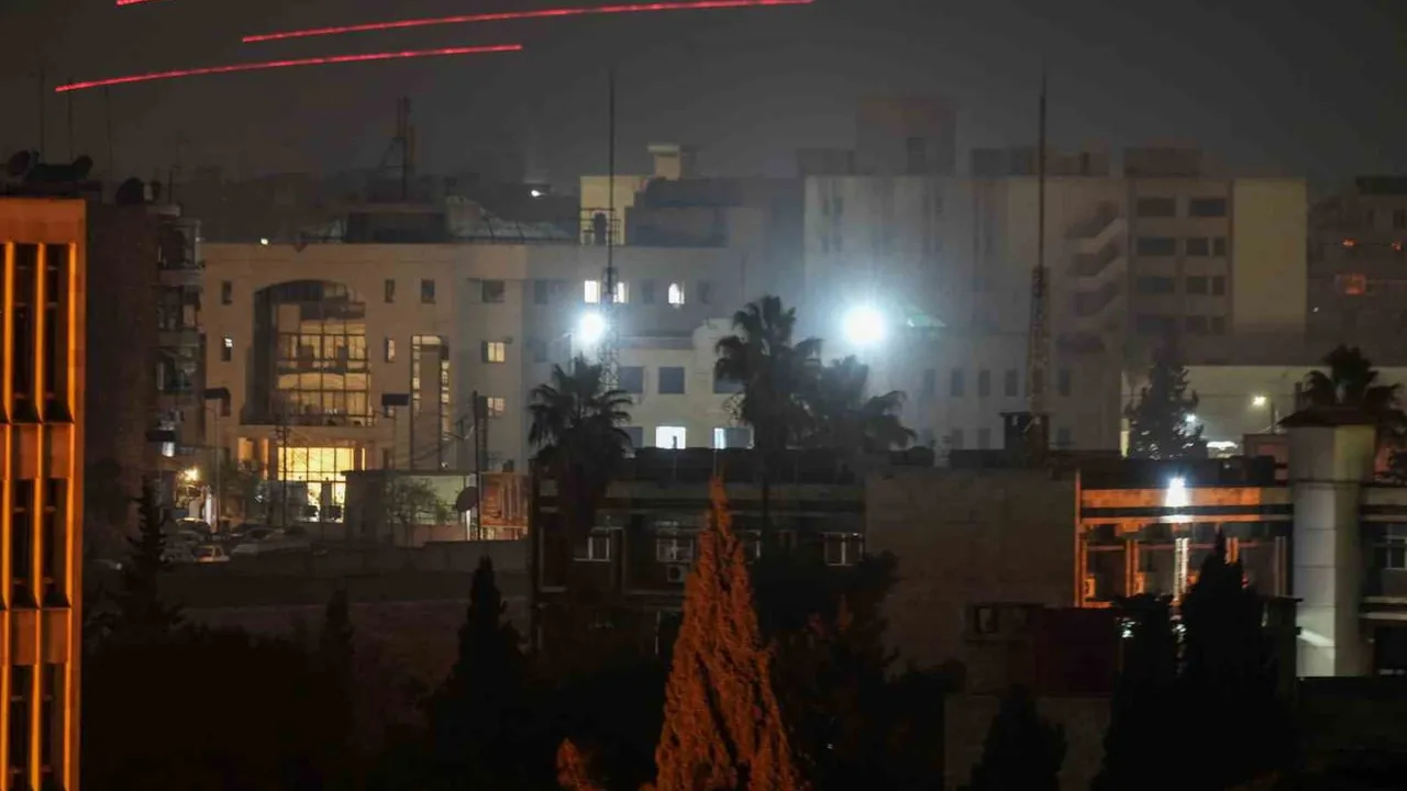 Suriye ordusu Halep’in Eşrefiye Mahallesi’nde birçok noktada kontrol sağladı