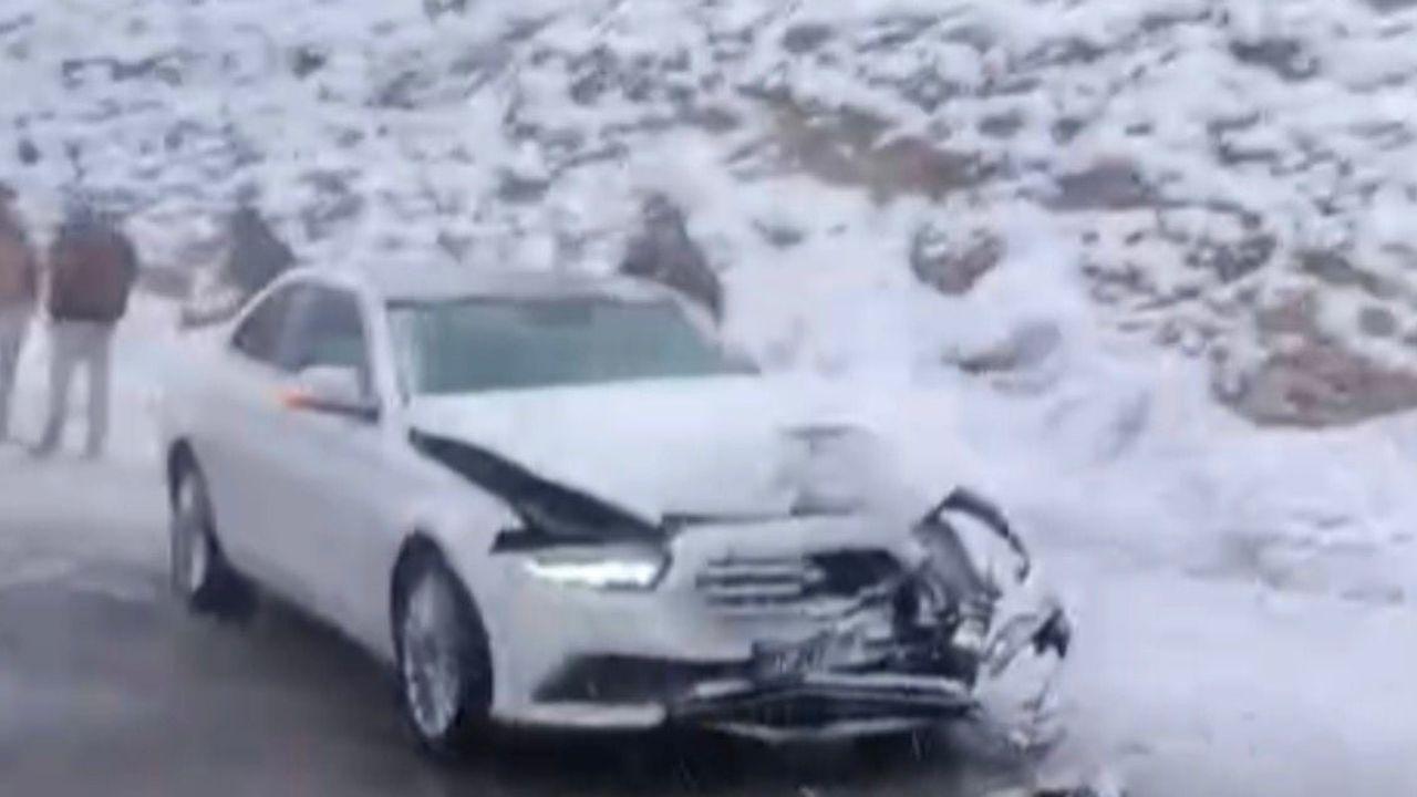 TAG Otoyolu'nun Gaziantep kesiminde kar kaynaklı çok sayıda kaza