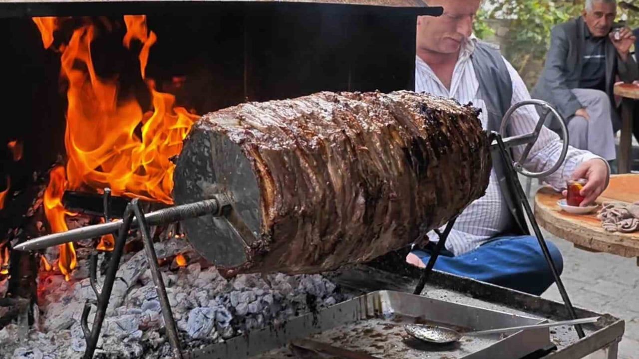 Taste Atlas listesinde çökertme ve cağ kebabı ilk 10'da