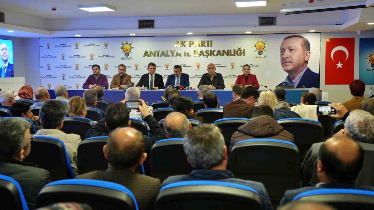 Tekin: Bugünkü yolsuzluk 1994 İSKİ skandalından daha büyük