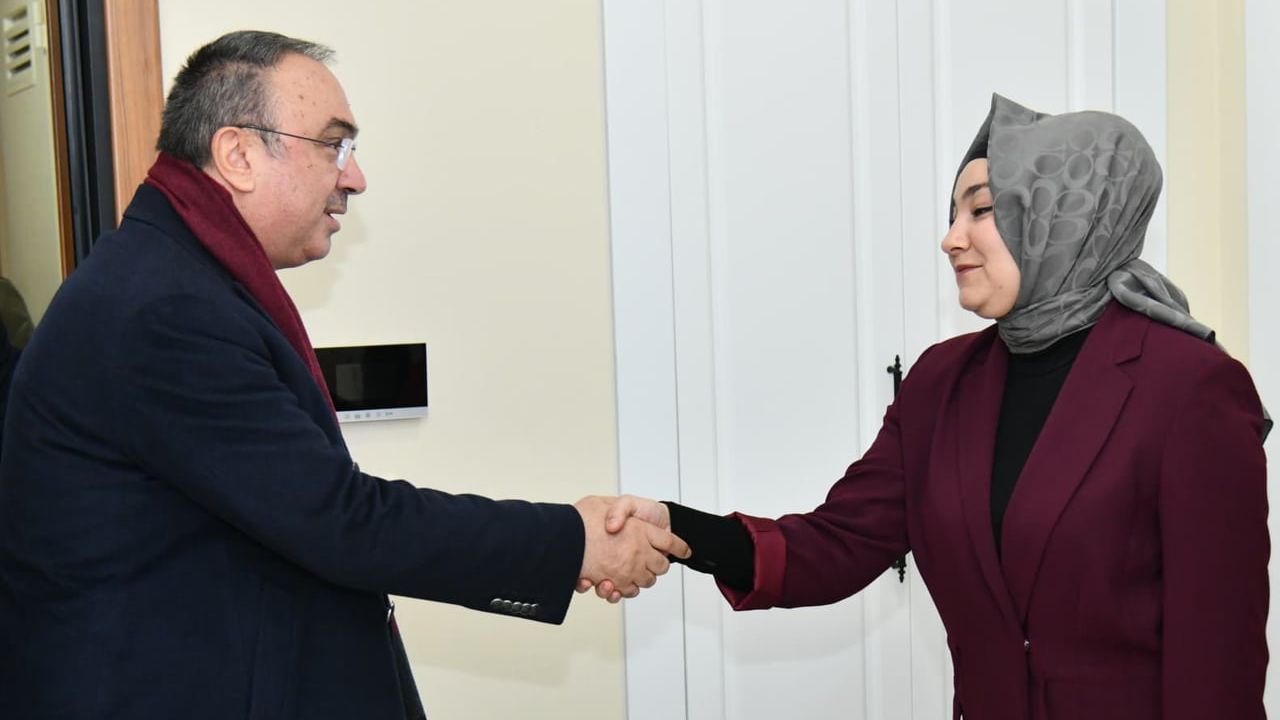 Tekirdağ Valisi Recep Soytürk, 15 Temmuz Şehidinin Kızını Ziyaret Etti