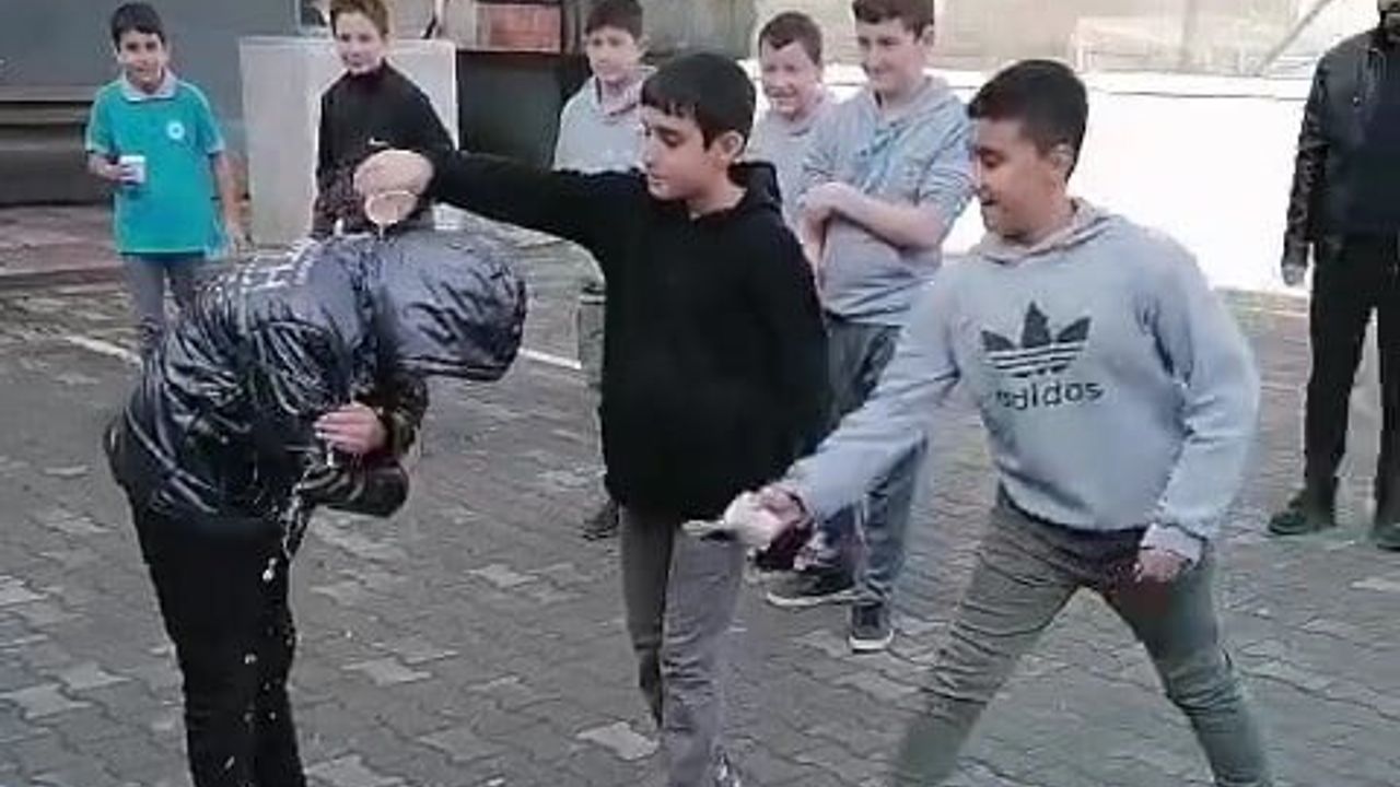 Terme'de hafızlık töreni Osmanlı geleneği 'hafız ıslatma' ile kutlandı