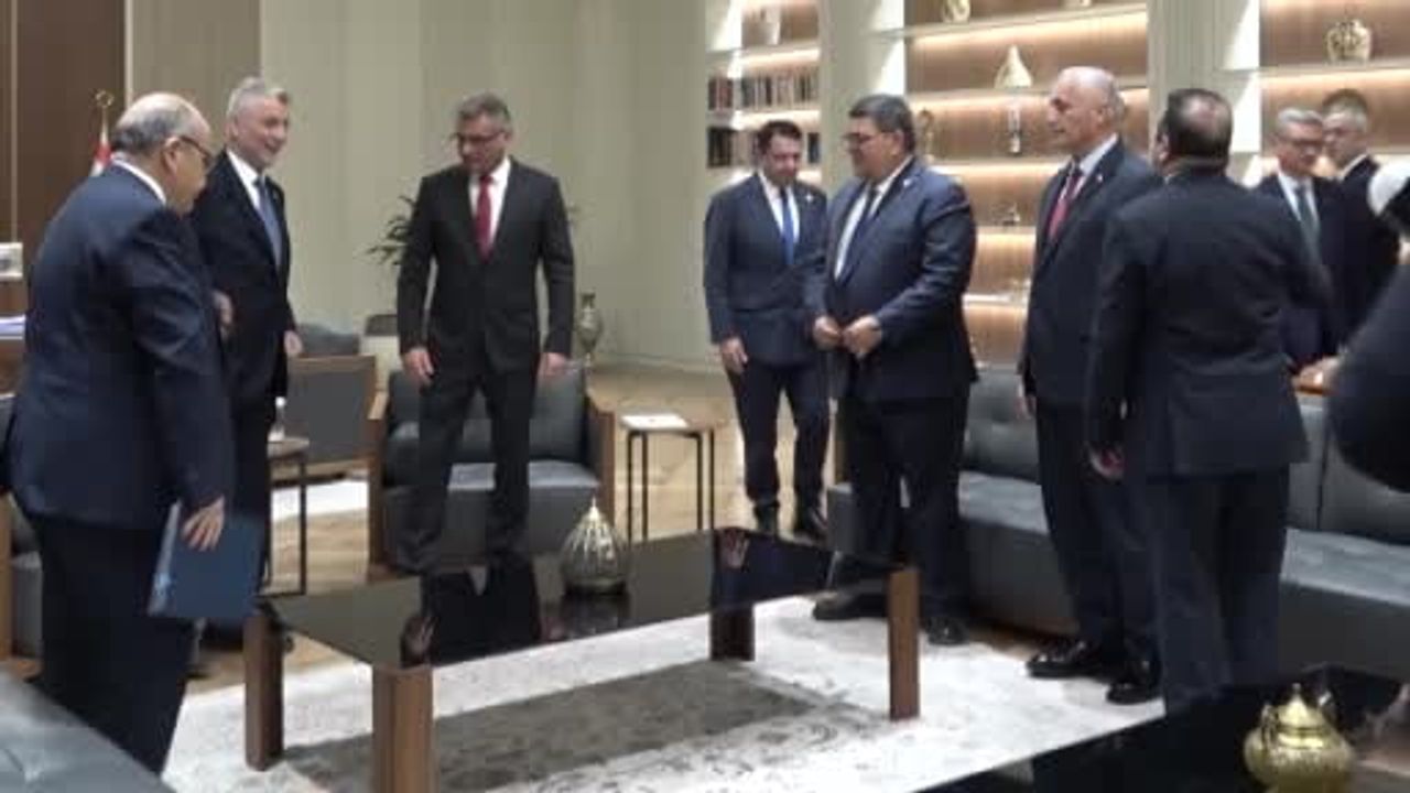 Ticaret Bakanı Bolat: Kıbrıs Türk halkının refahı için ortak projelerle omuz omuza