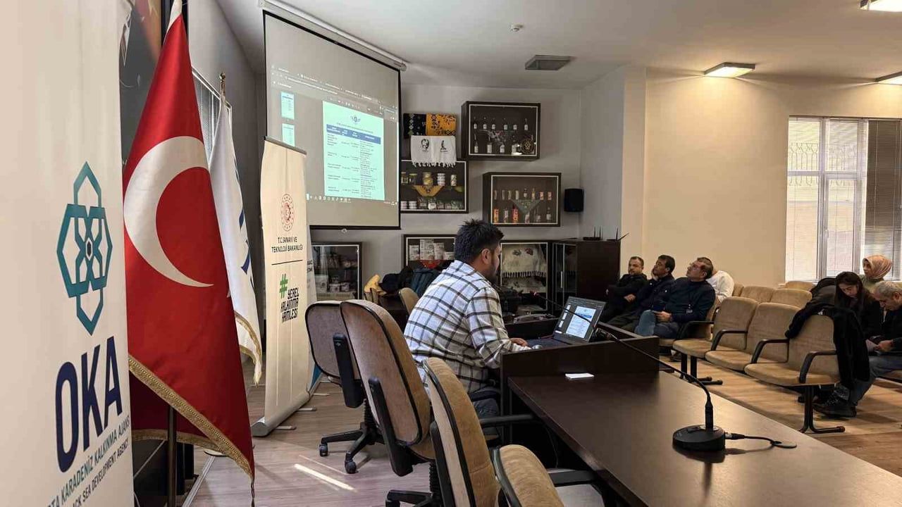 Tokat'ta basın mensuplarına İHA-1 Ticari Dron Ehliyeti eğitimi başladı