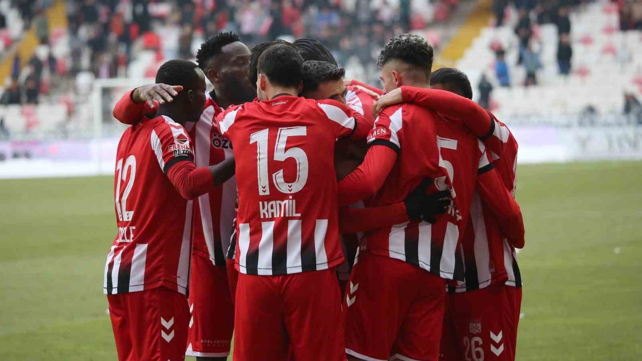 Trendyol 1. Lig: Özbelsan Sivasspor 1 - Amed Sportif Faaliyetler 1