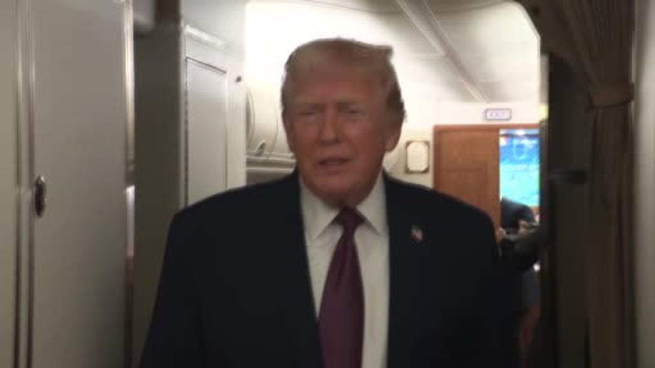 Trump: İran'a karşı "oldukça güçlü seçenekler" değerlendiriliyor