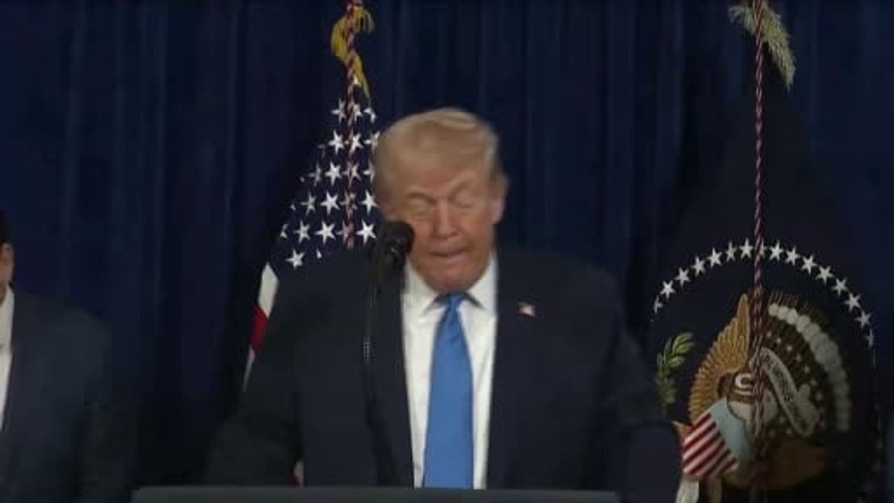 Trump: Venezuela’da 'güvenli ve makul' bir geçiş sağlanana dek ABD yönetimde kalacak