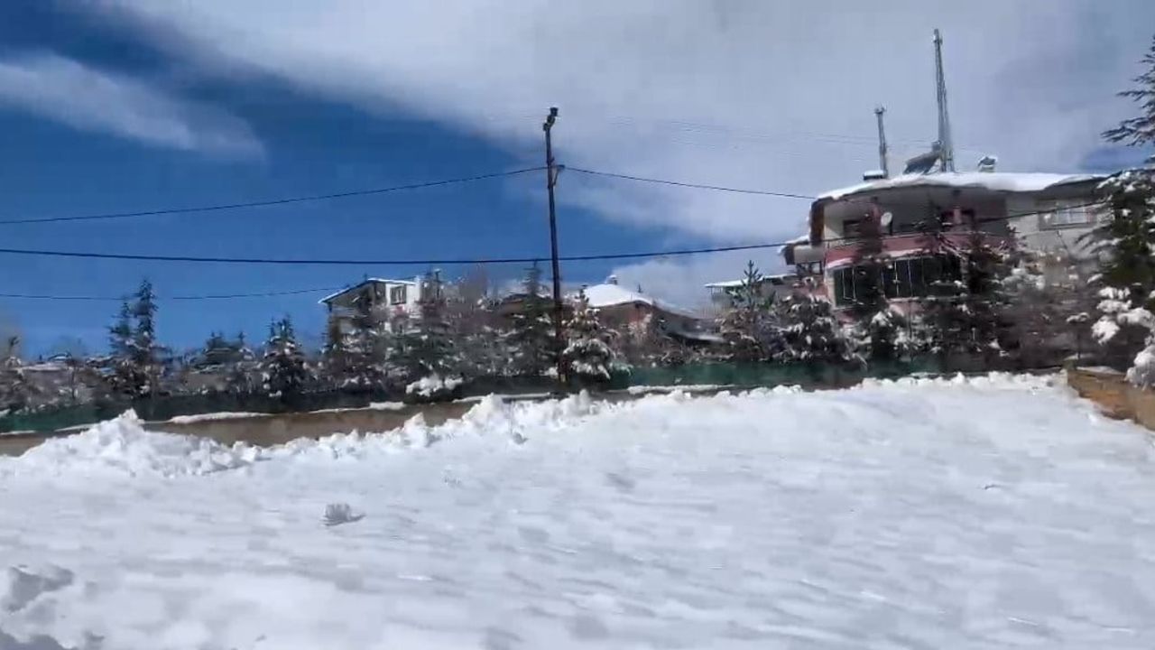 Tufanbeyli’de Gece Hava Sıcaklığı Eksi 22’ye Gerileyecek