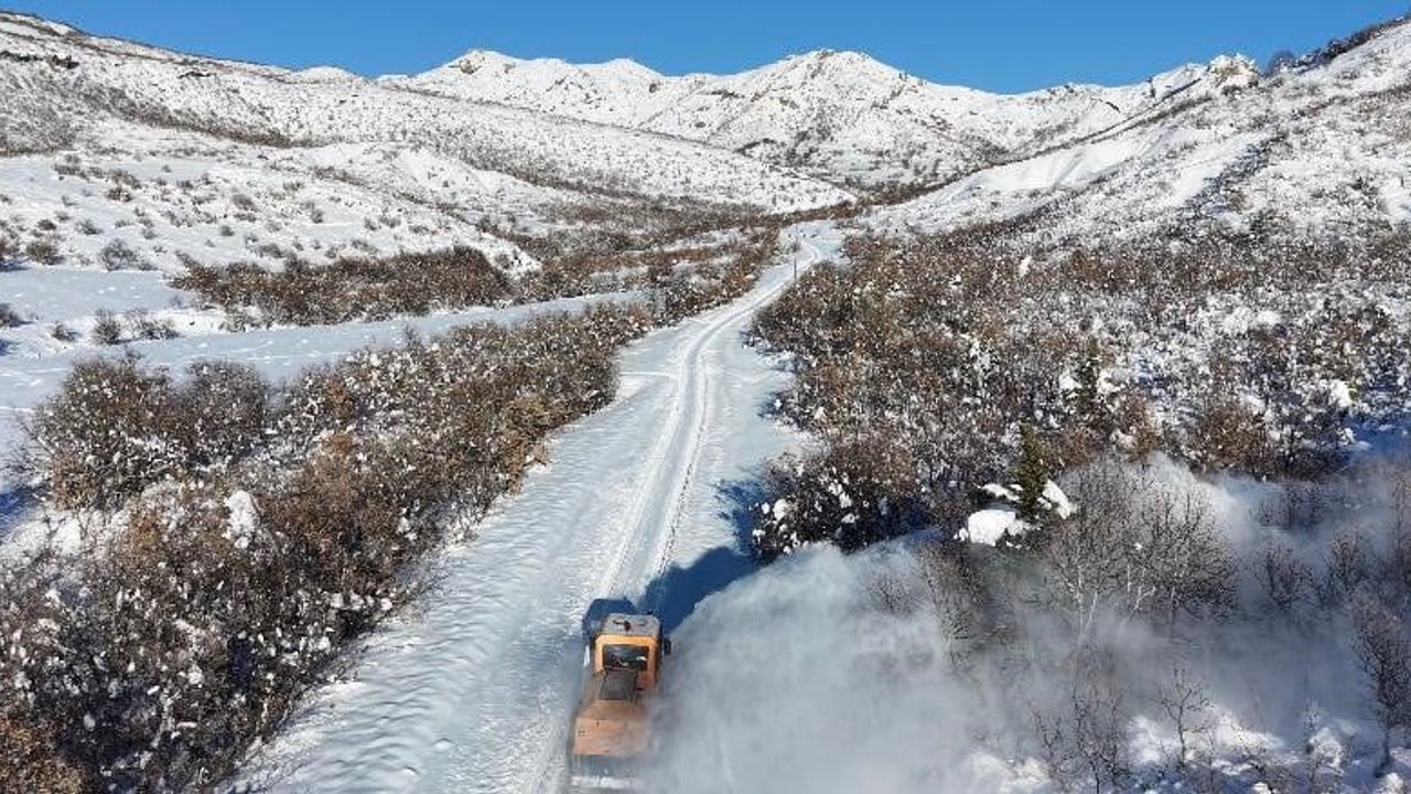 Tunceli'de 123 köy yolu ulaşıma kapandı