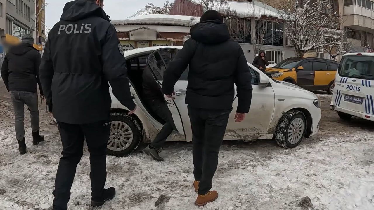 Tunceli'de büfe işletmecisine adli işlem