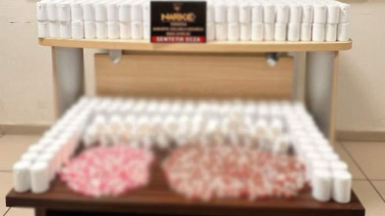 Turgutlu’da 56 bin 336 sentetik ecza hap ele geçirildi