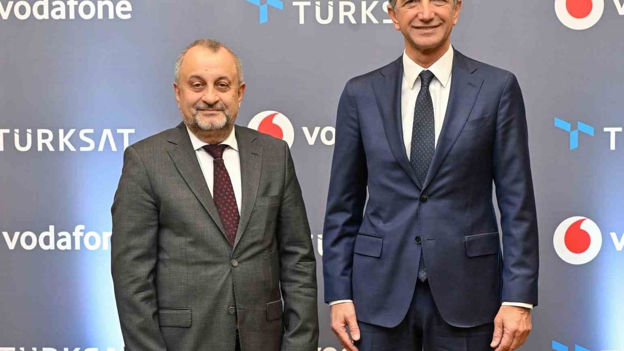 Türksat ve Vodafone, fiber altyapıda stratejik iş birliği