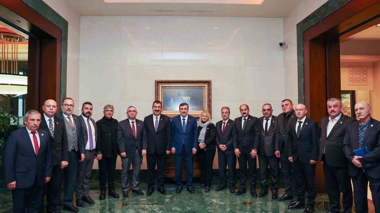 TÜRKYED Başkanı Çelik, Yılmaz'a Küçükbaş Yetiştiricilerin Sorunlarını Aktardı