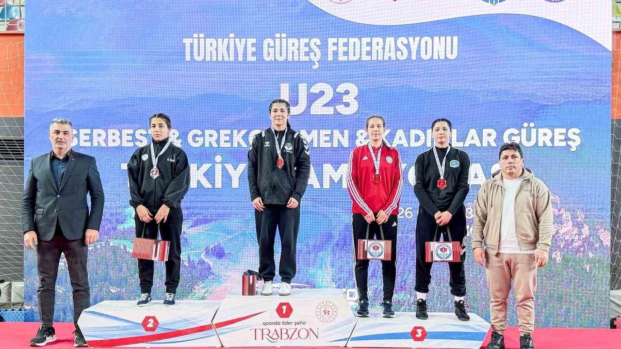 U23 Türkiye Kadınlar Güreş Şampiyonası Trabzon’da tamamlandı