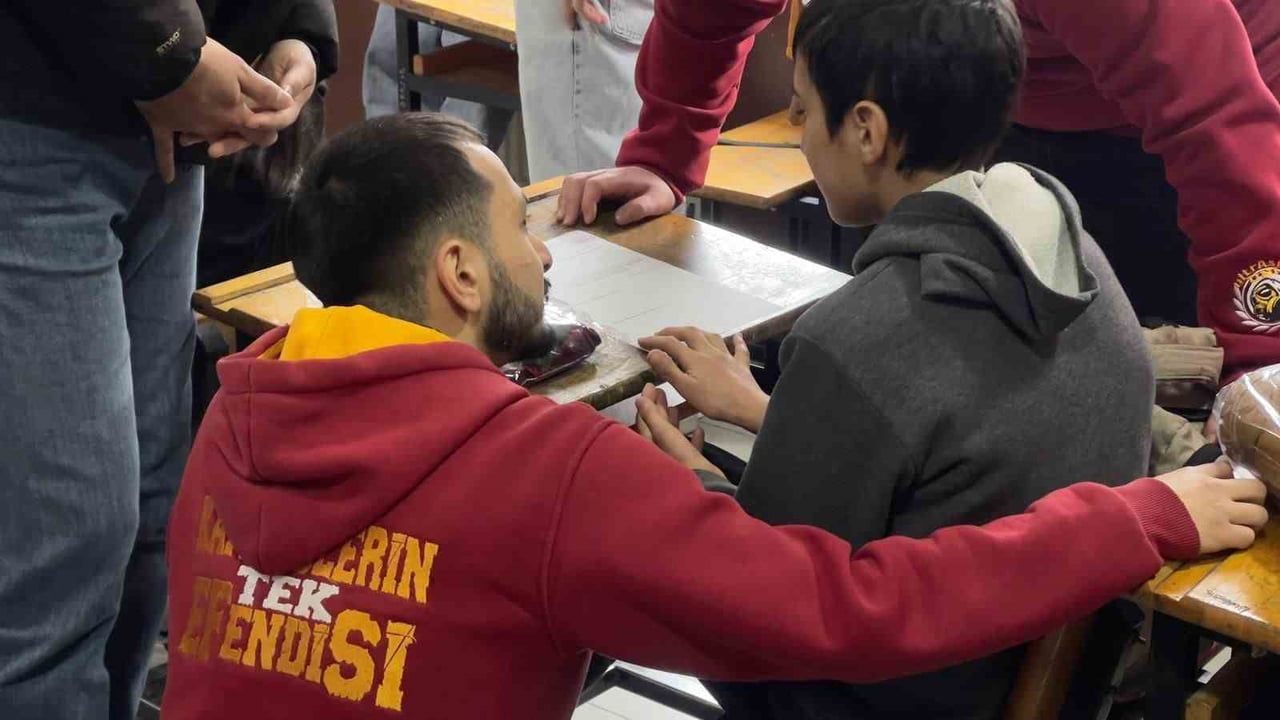 ultrAslan UNI'den Yüce Köyü öğrencilerine kışlık destek