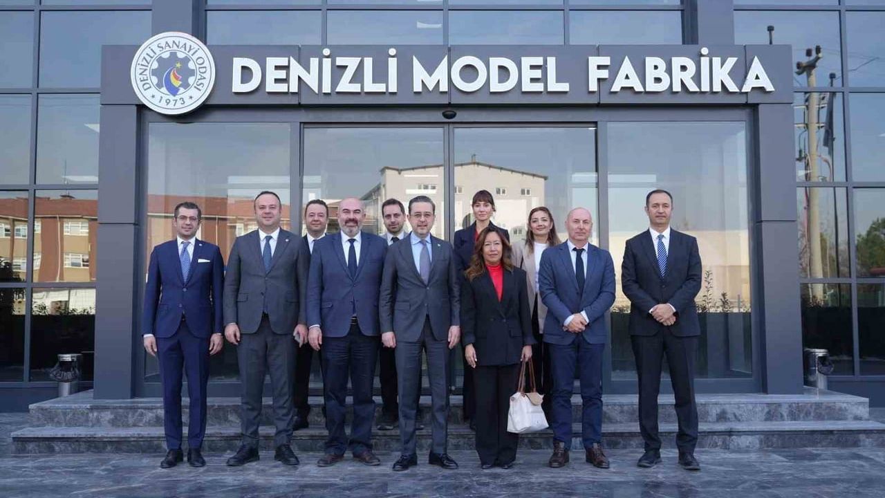 UNDP heyeti Denizli Model Fabrika’yı ziyaret etti