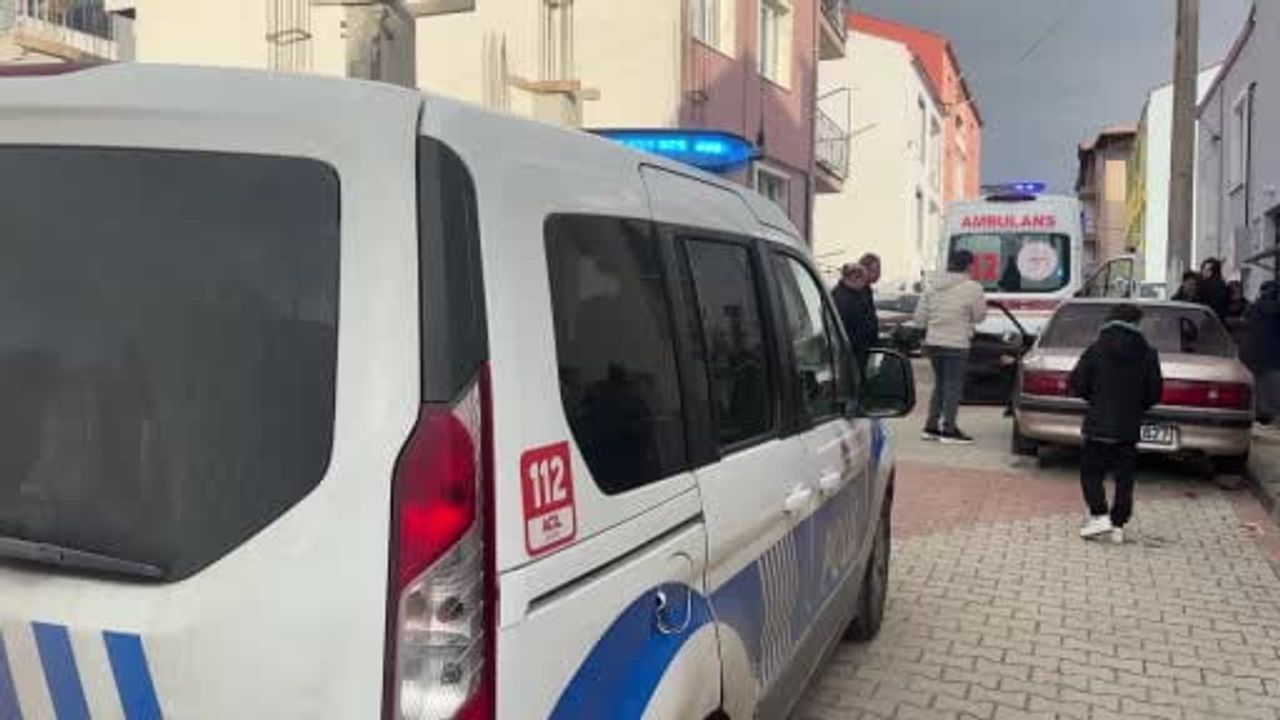 Uşak'ta fırın devrildi: Bahçede çalışan kişi yaralandı