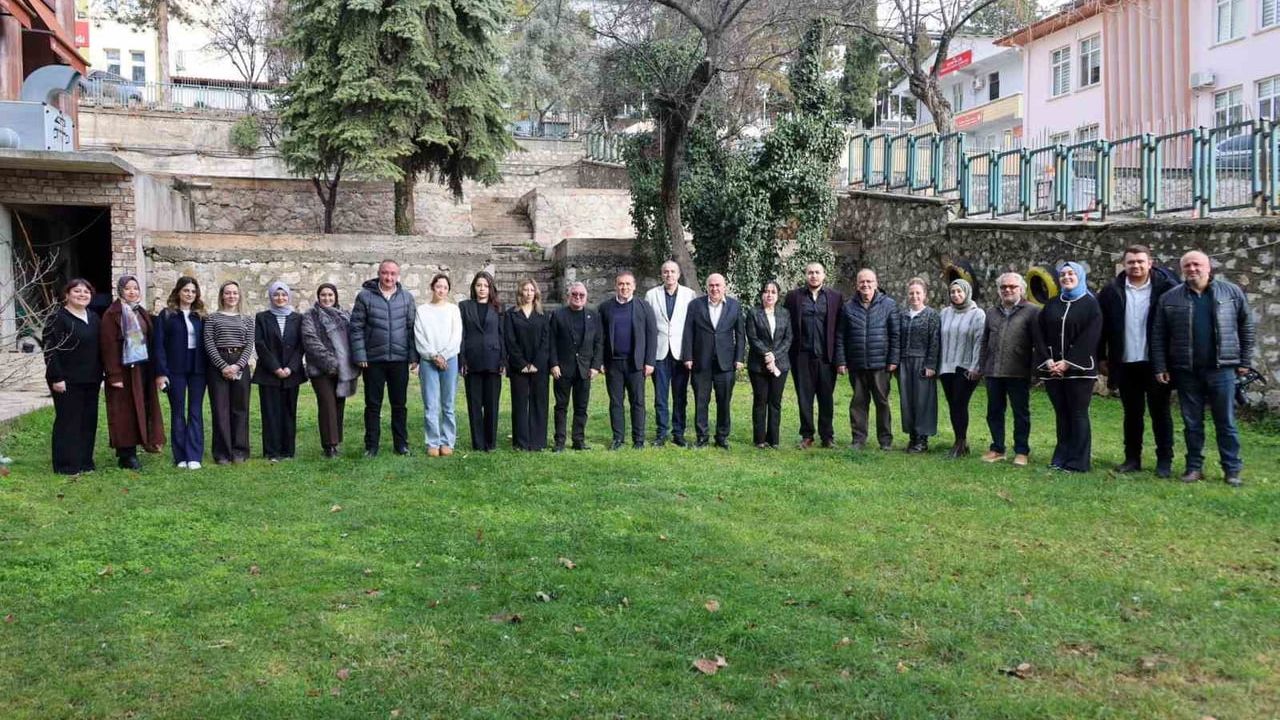 Vali Faik Oktay Sözer gazetecilerle kahvaltıda buluştu