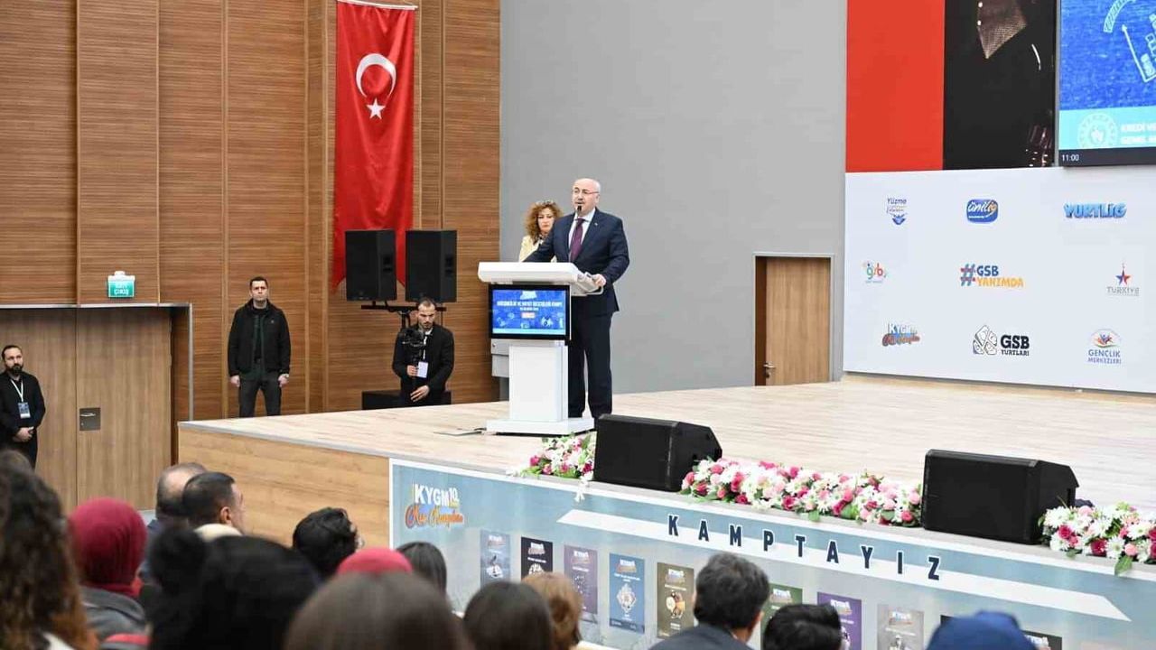 Vali Köşger: Girişimcilik ve hayat becerileri güçlü nesillerin temelidir