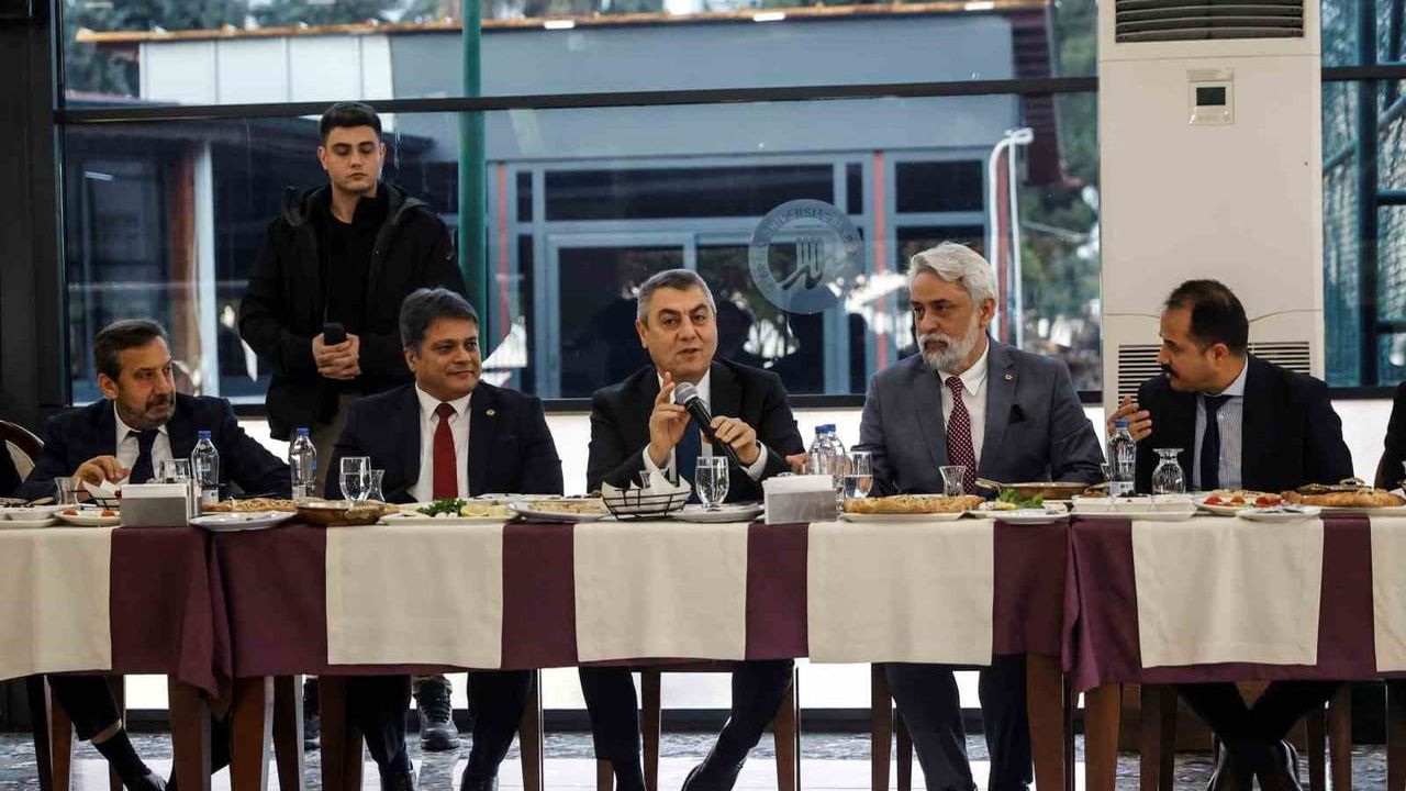 Vali Toros: Mersin, potansiyeli ve gücüyle çok kıymetli bir şehir