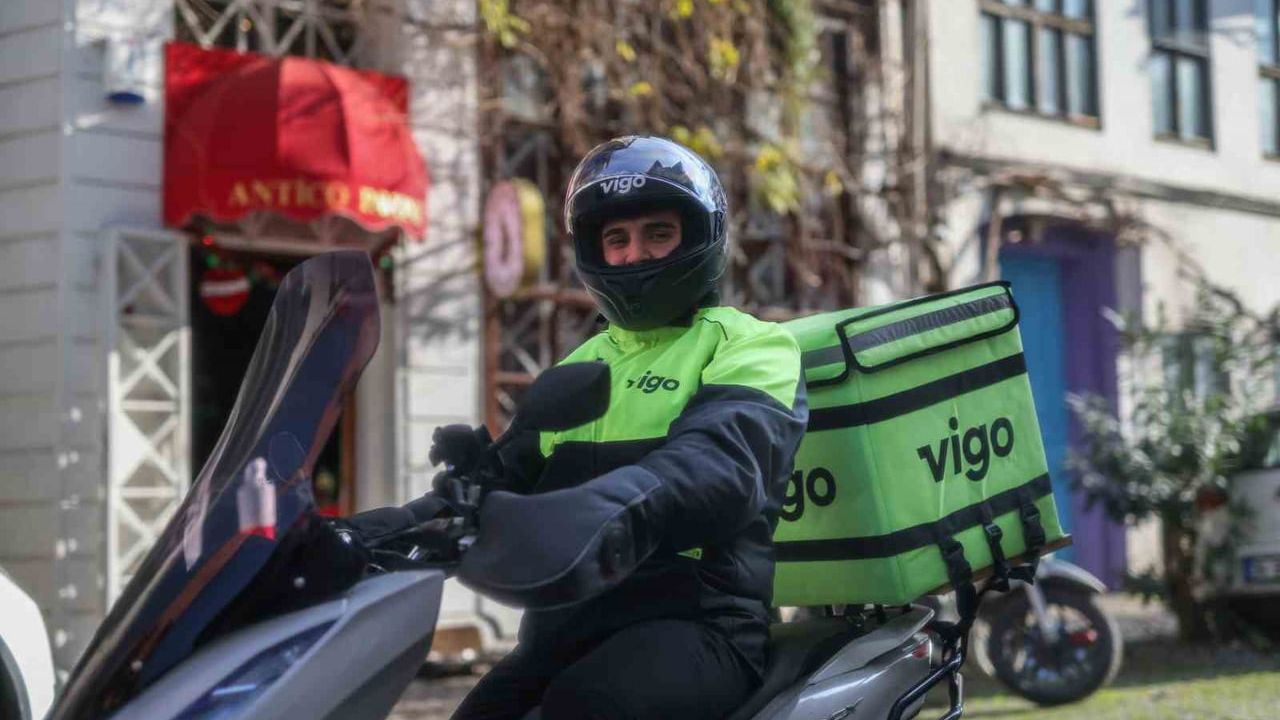 Vigo, 2026'da kurye iş ortaklarına ortalama %30 zam ve yeni yan hak paketini açıkladı