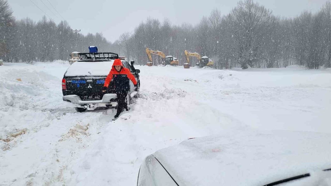 Yalova'da Delmece Yaylası'nda Mahsur Kalan 5 Kişi Kurtarıldı