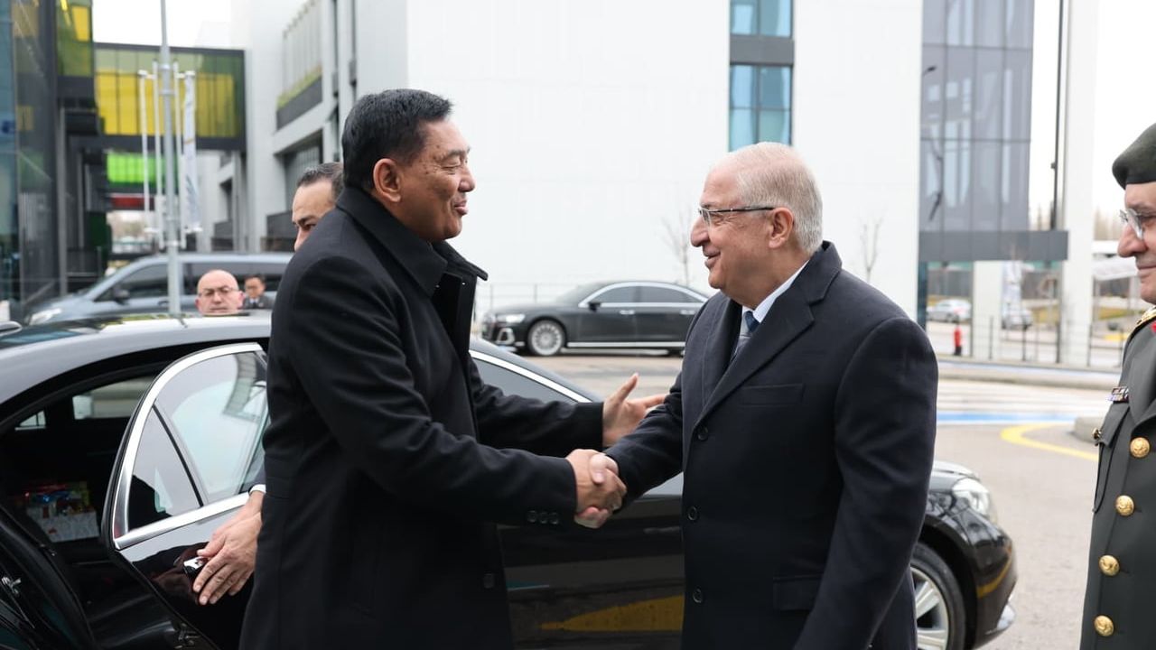 Yaşar Güler ve Sjafrie Sjamsoeddin ASELSAN Gölbaşı Yerleşkesini Ziyaret Etti