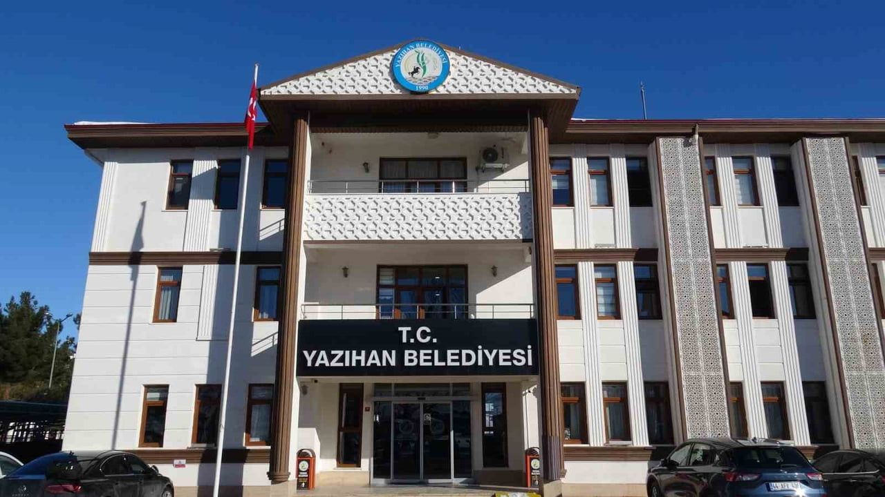 Yazıhan Belediye Başkanı Göçer: "İhraç parti içinde kırbaç gibi kullanılıyor"