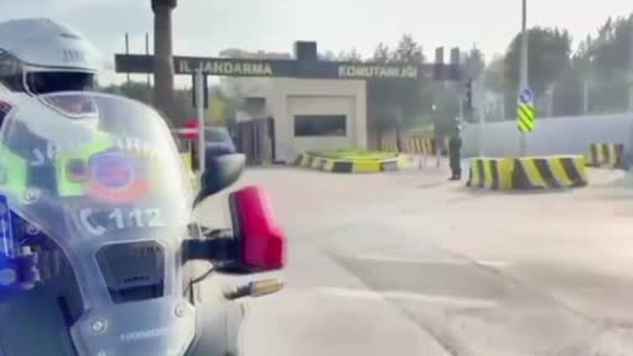 Yerlikaya: İzmir’de jandarma operasyonunda 1 ton 625 kg uyuşturucu ham maddesi ele geçirildi