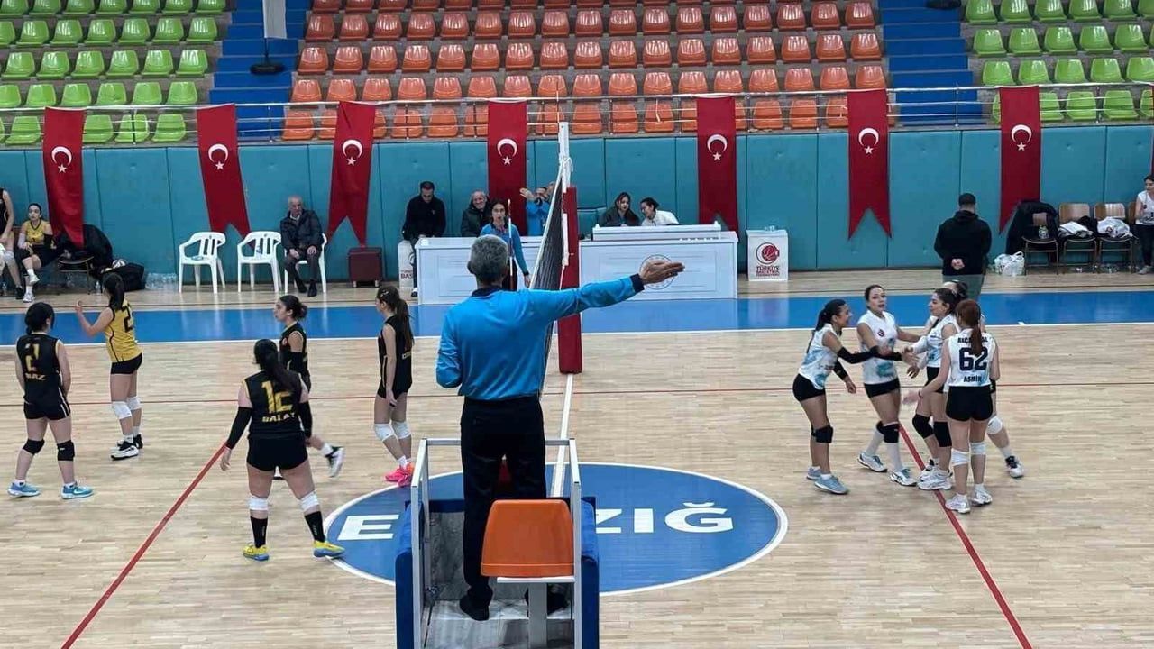 Yıldız Kadınlar Voleybol İl Birinciliği tamamlandı
