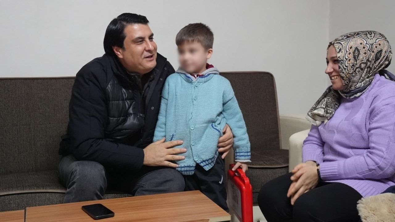 Yılmaz'dan evi yanan Kömek ailesine destek ziyareti