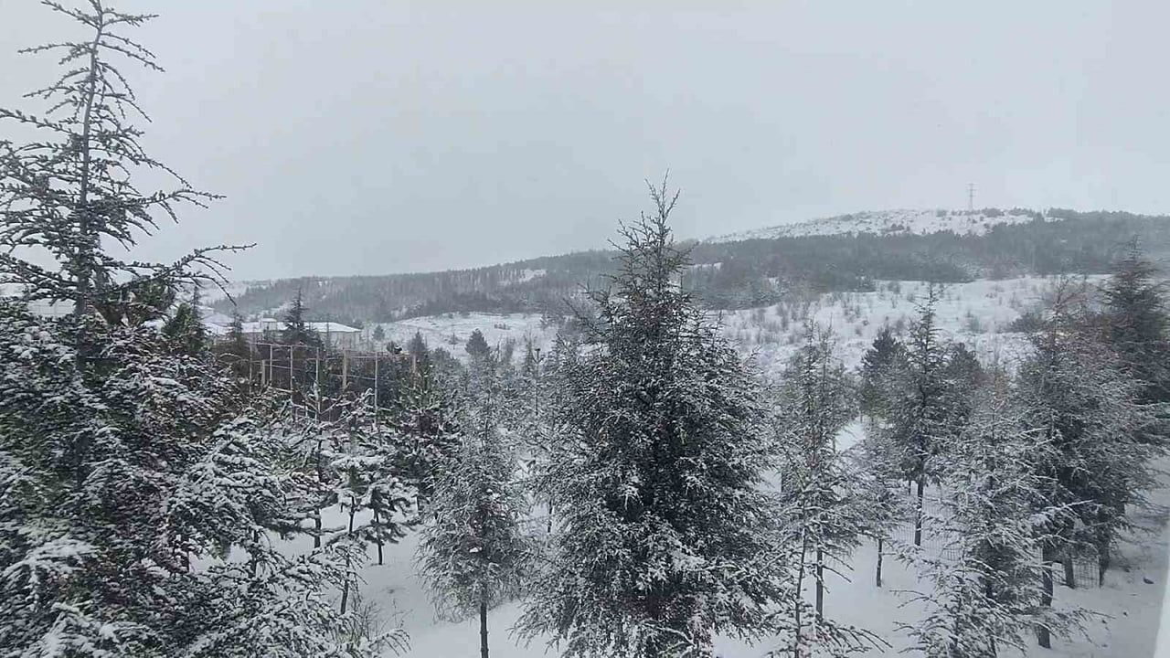 Yozgat Beyaza Büründü: Kar ve Buzlanma Hayatı Zora Soktu